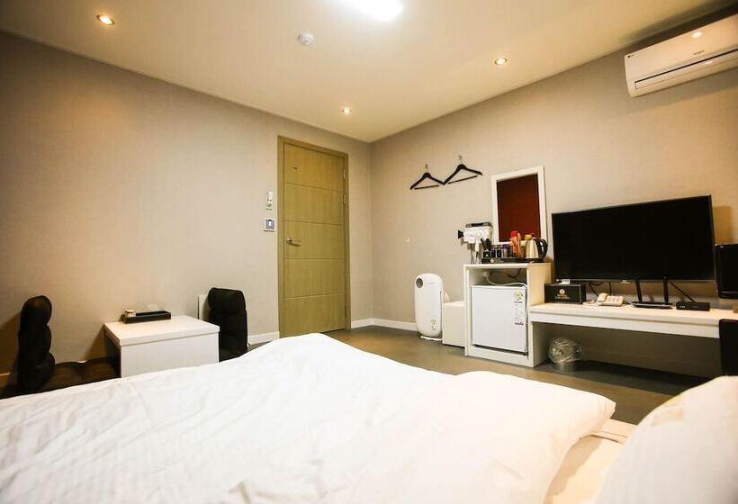 汽车旅馆  Galleria