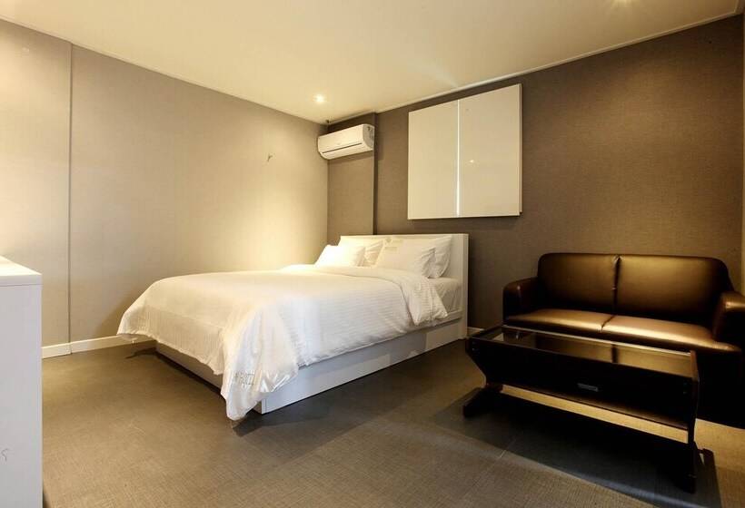 汽车旅馆  Galleria