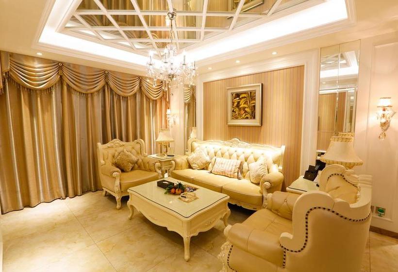 استراحتگاه Dandi International Villa