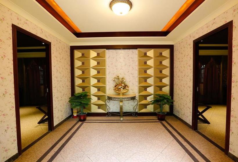 استراحتگاه Dandi International Villa