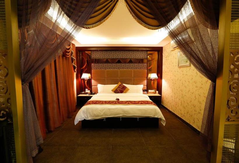 استراحتگاه Dandi International Villa