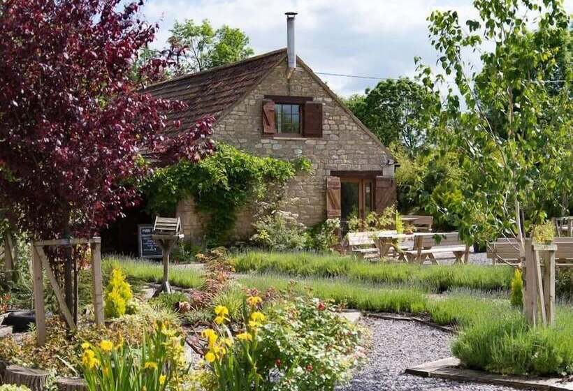 민박 Widbrook Barns
