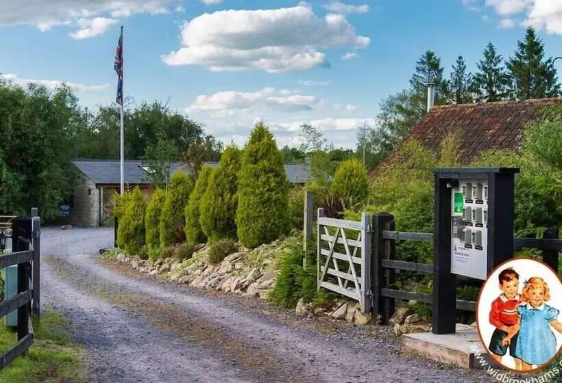 تختخواب و صبحانه Widbrook Barns