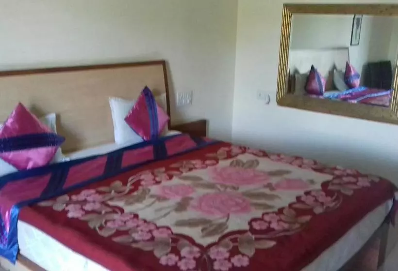 ホテル Kaka Inn Mount Abu
