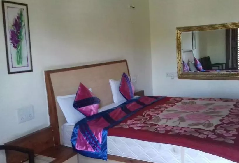 ホテル Kaka Inn Mount Abu