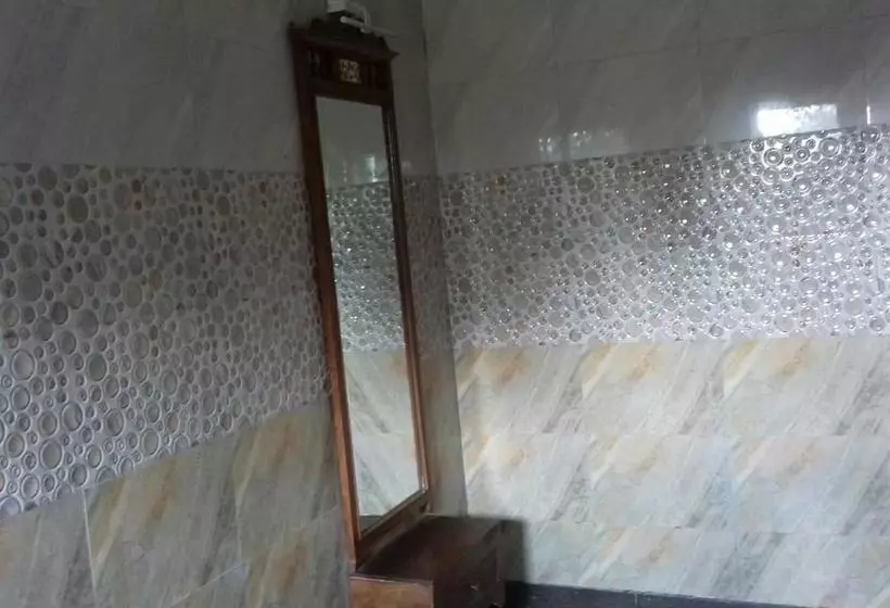 ホテル Kaka Inn Mount Abu