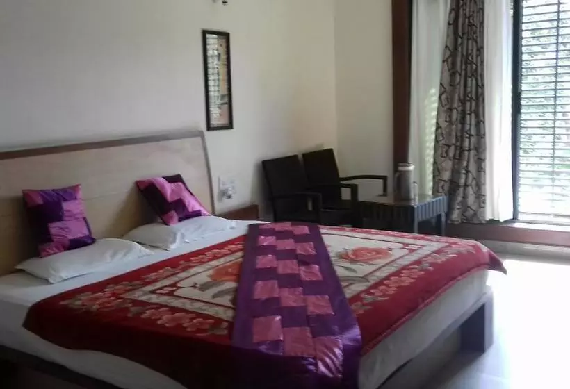 ホテル Kaka Inn Mount Abu