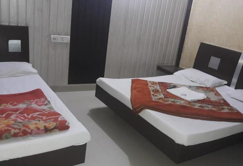 Hotell Malhotra Guest House 50 Meter From Golden Temple