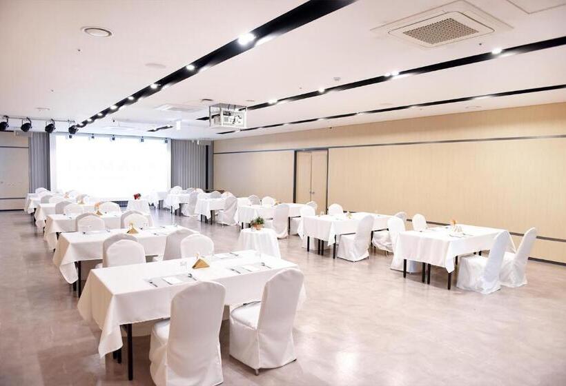 Hotel Ramada By Wyndham Yongin