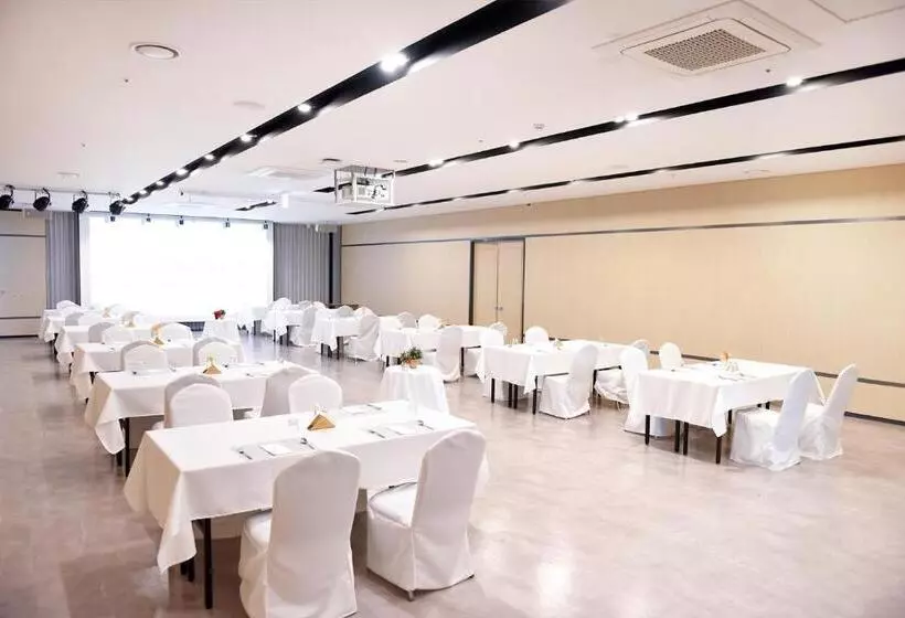 هتل Ramada By Wyndham Yongin