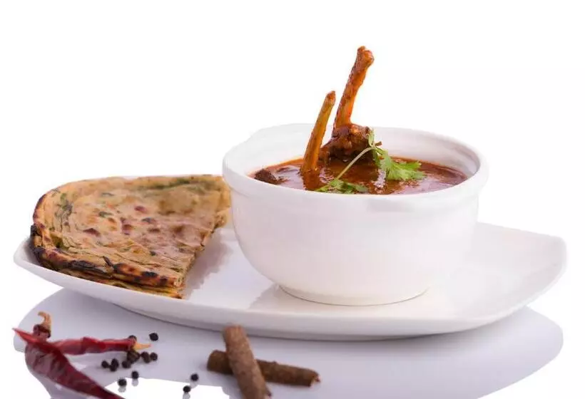 Regenta Central Hotel & Convention Centre Nagpur