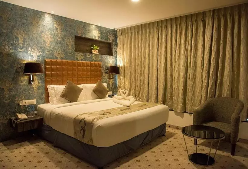 Regenta Central Hotel & Convention Centre Nagpur