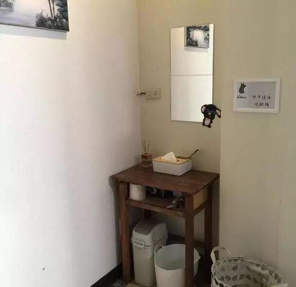 هاستل 拉瓦宅 輕旅店   Lawa House #僅接待18 40歲青年旅人#only For Aged 18 40