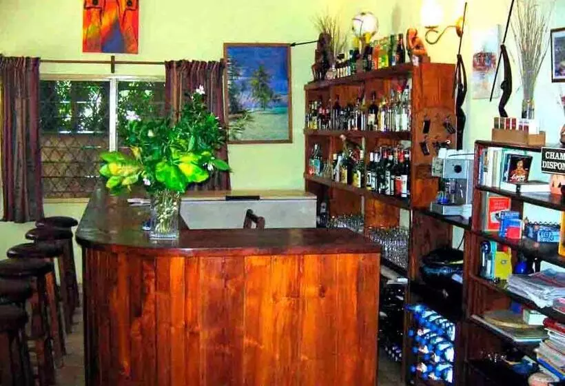 تختخواب و صبحانه Chez Fanny