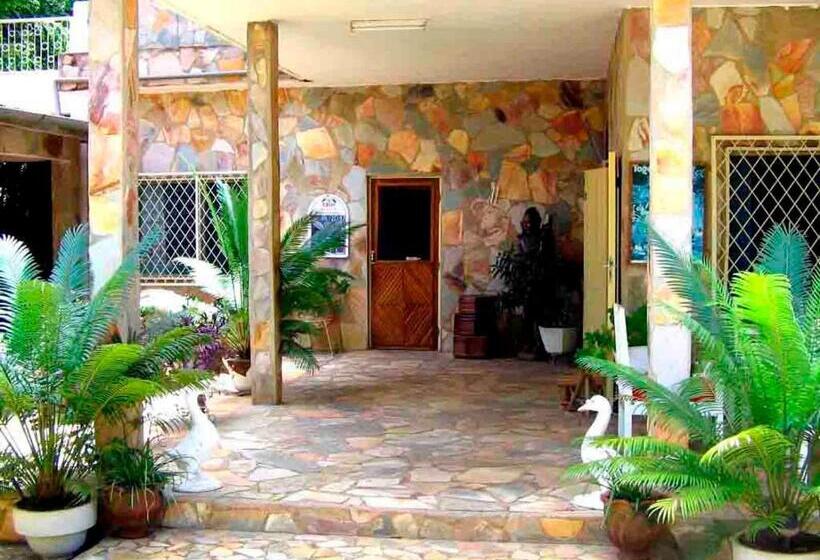 تختخواب و صبحانه Chez Fanny