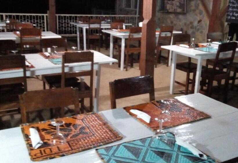 تختخواب و صبحانه Chez Fanny