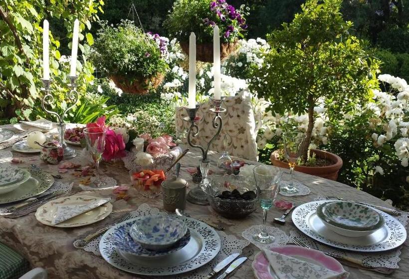 Bed and Breakfast Three Oaks