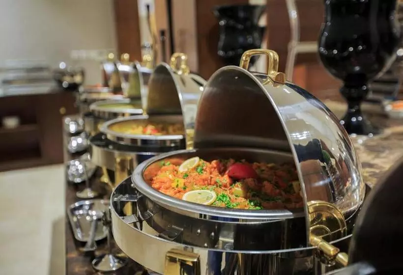 هتل Swiss In Tabuk