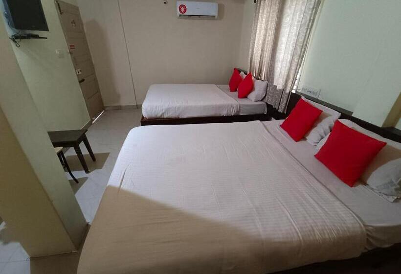 فندق The Vishnu Residency