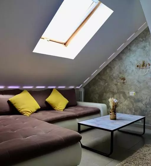 Cazare Moldi   Regim Hotelier