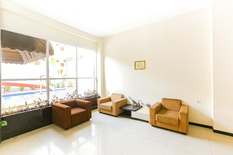 בית מלון כפרי Capital O 1246  Grand Pacific