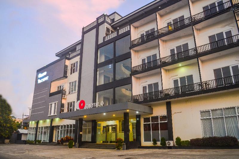 בית מלון כפרי Capital O 1246  Grand Pacific