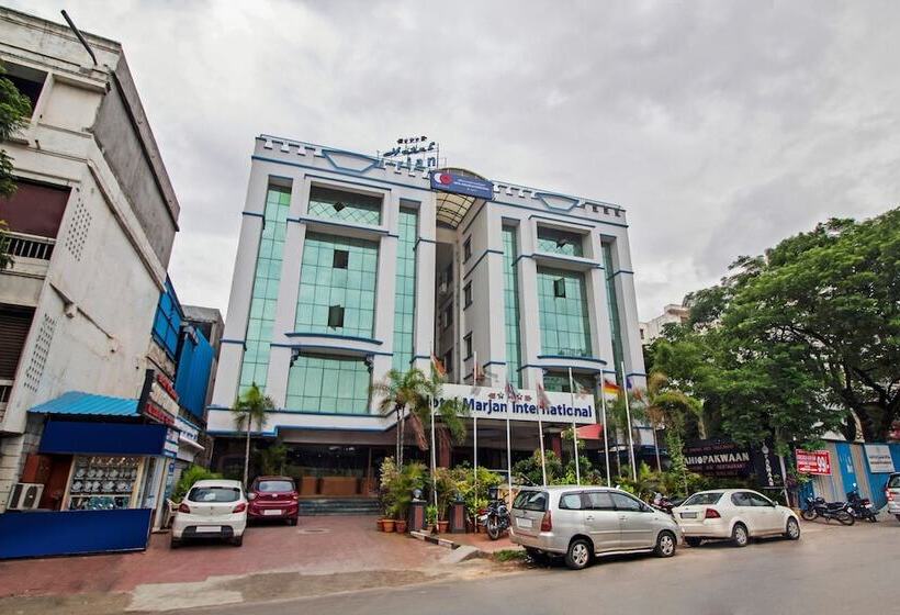 Отель Capital O 46248 Marjan International