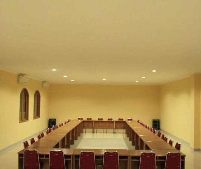 Hotel Malioboro Inn Solo