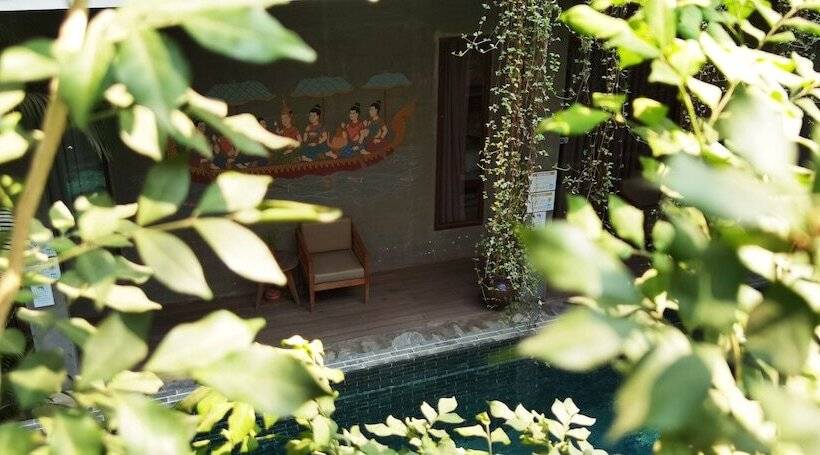 هتل Sarina Boutique