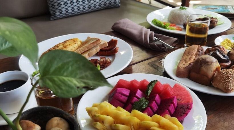 هتل Sarina Boutique