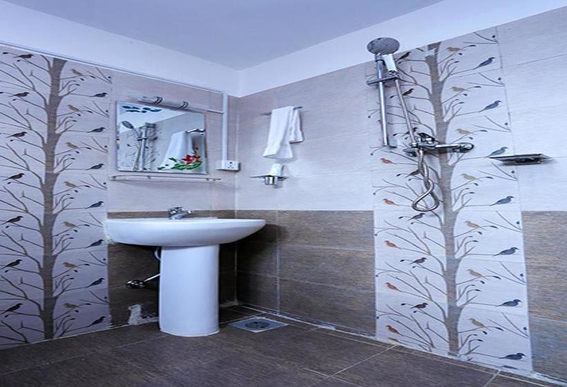 Oyo 104 Hotel Baltic Inn