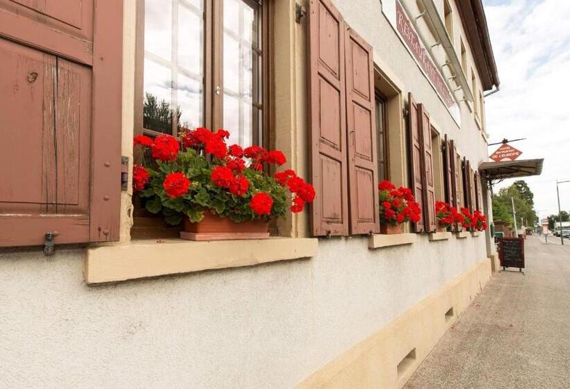 تختخواب و صبحانه Restaurant De L Europe