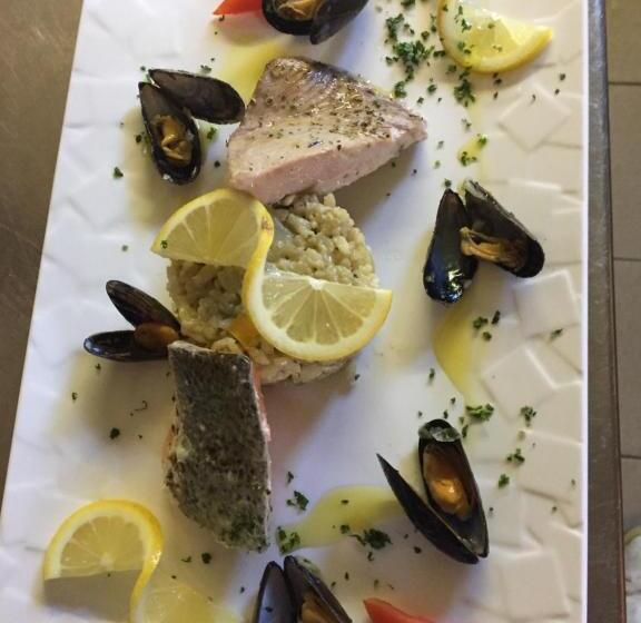 تختخواب و صبحانه Restaurant De L Europe