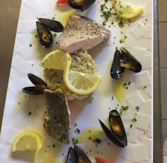 ベッドアンドブレックファースト Restaurant De L Europe