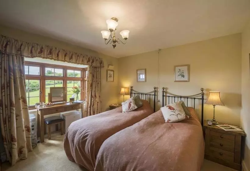 East Dyke Farm B&b