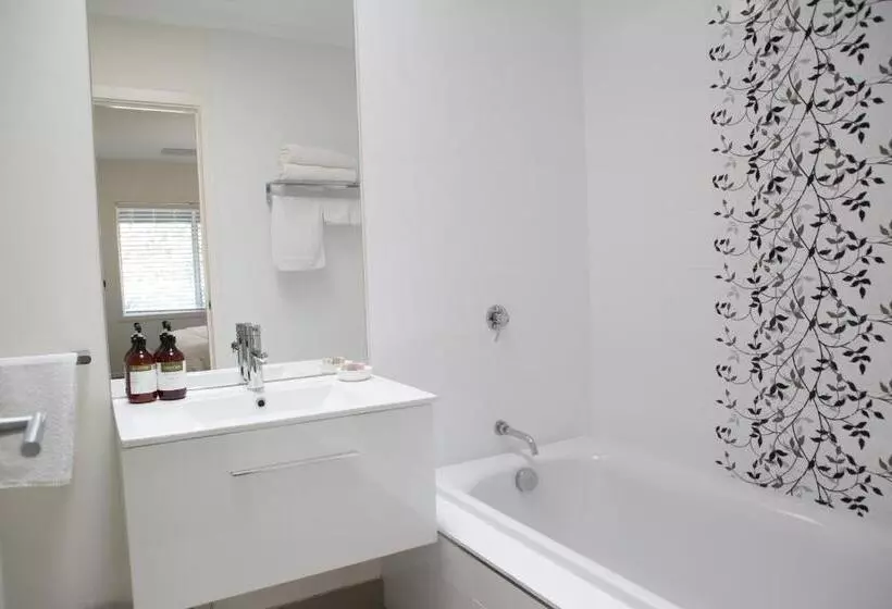 Furmston House & Studio