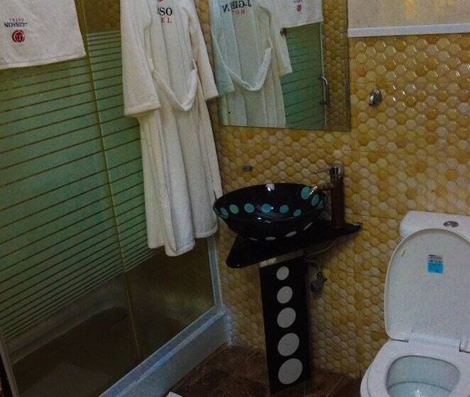 هتل J Gibson Suite