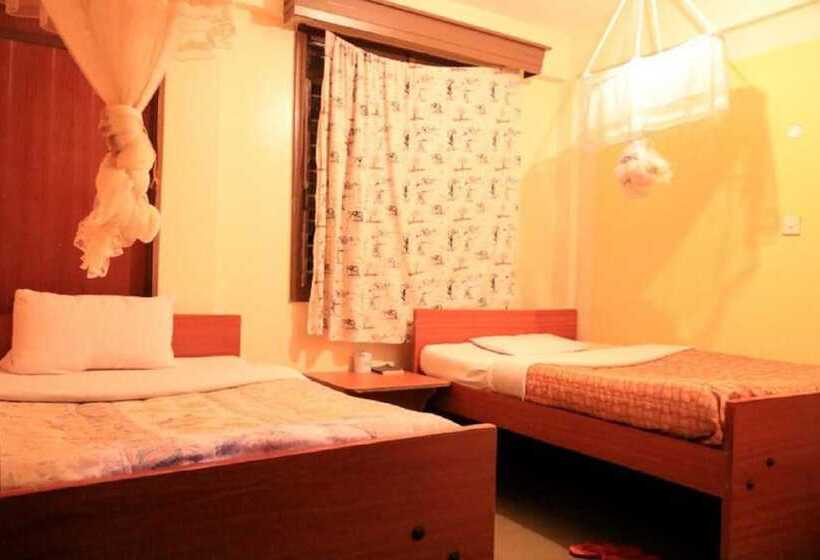 هتل Sakawa Towers County