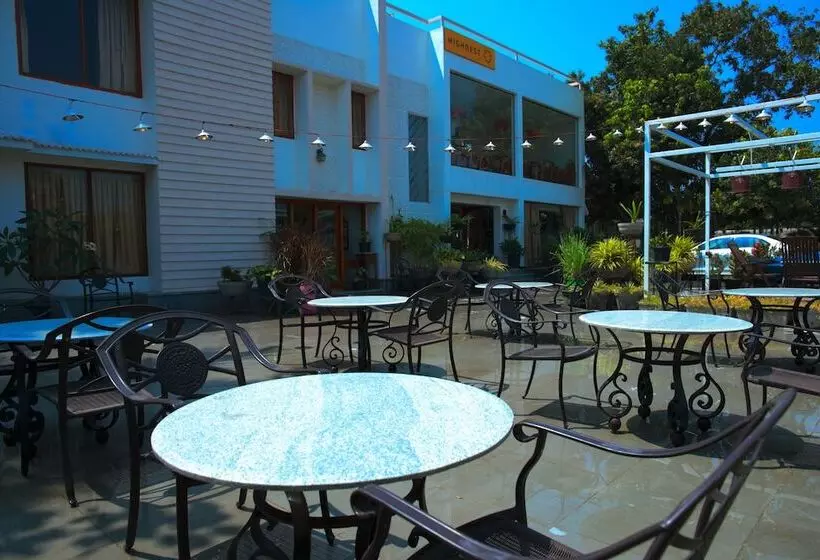 Hotelli Villa Highnest   Oragadam  Sriperumbudur
