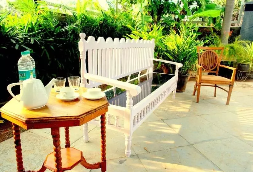 Hotelli Villa Highnest   Oragadam  Sriperumbudur