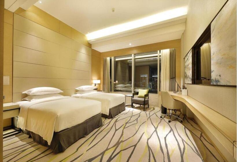 Fliport Wutong Hotel Free Welcome Fruit & Near Exhibition Center