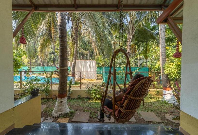استراحتگاه Coconut Beach Farm
