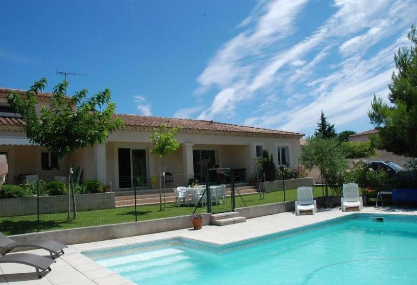 مبيت وإفطار Au Bon Penequet