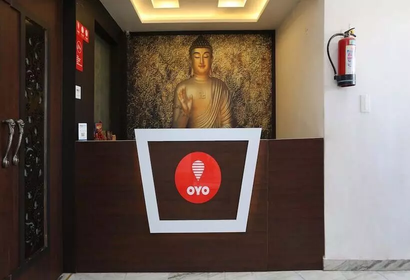 Capital O 10970 Hotel Krishna Palace