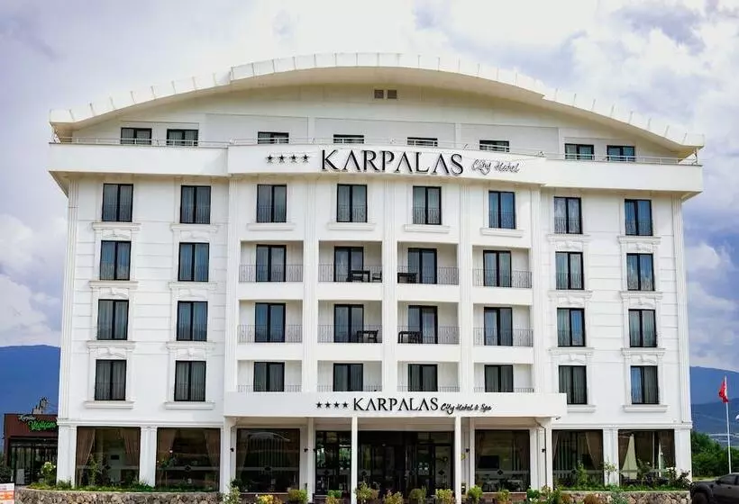 Karpalas City Hotel & Spa