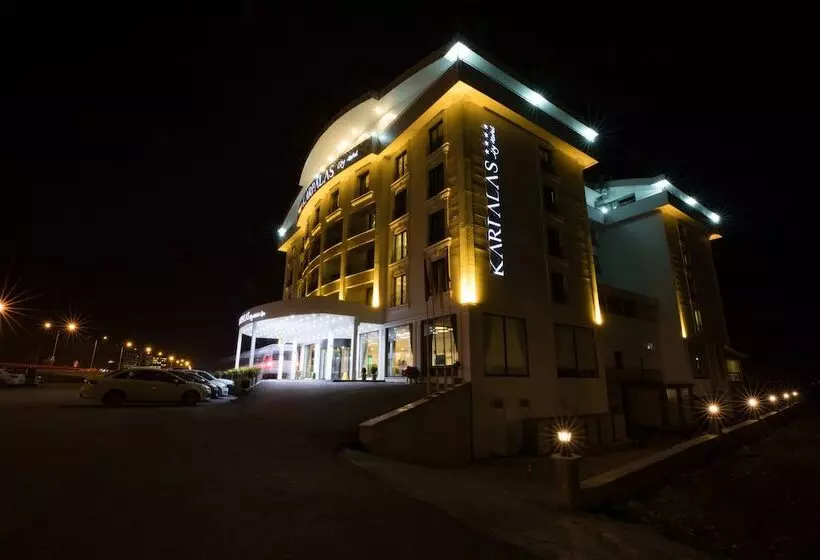 Karpalas City Hotel & Spa