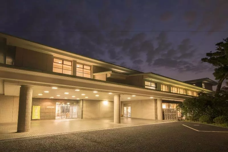 Hotelli Kkr Numazu Hamayu