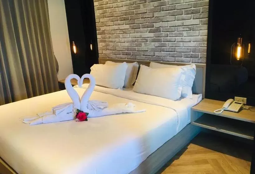 هتل 168 Studio  Ubon Ratchathani