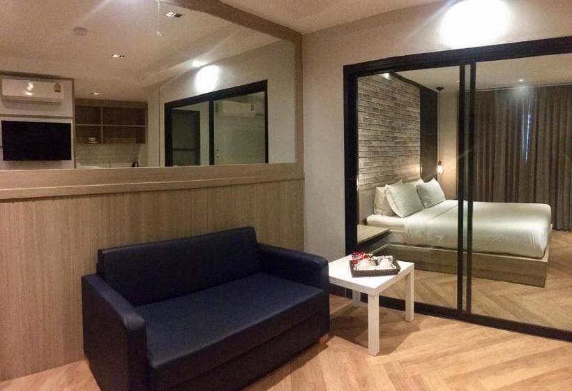 Отель 168 Studio  Ubon Ratchathani