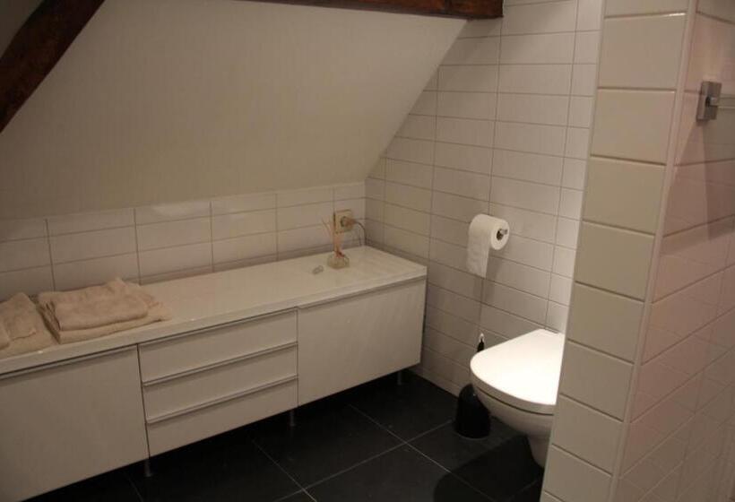 مبيت وإفطار De Oude Pastorie